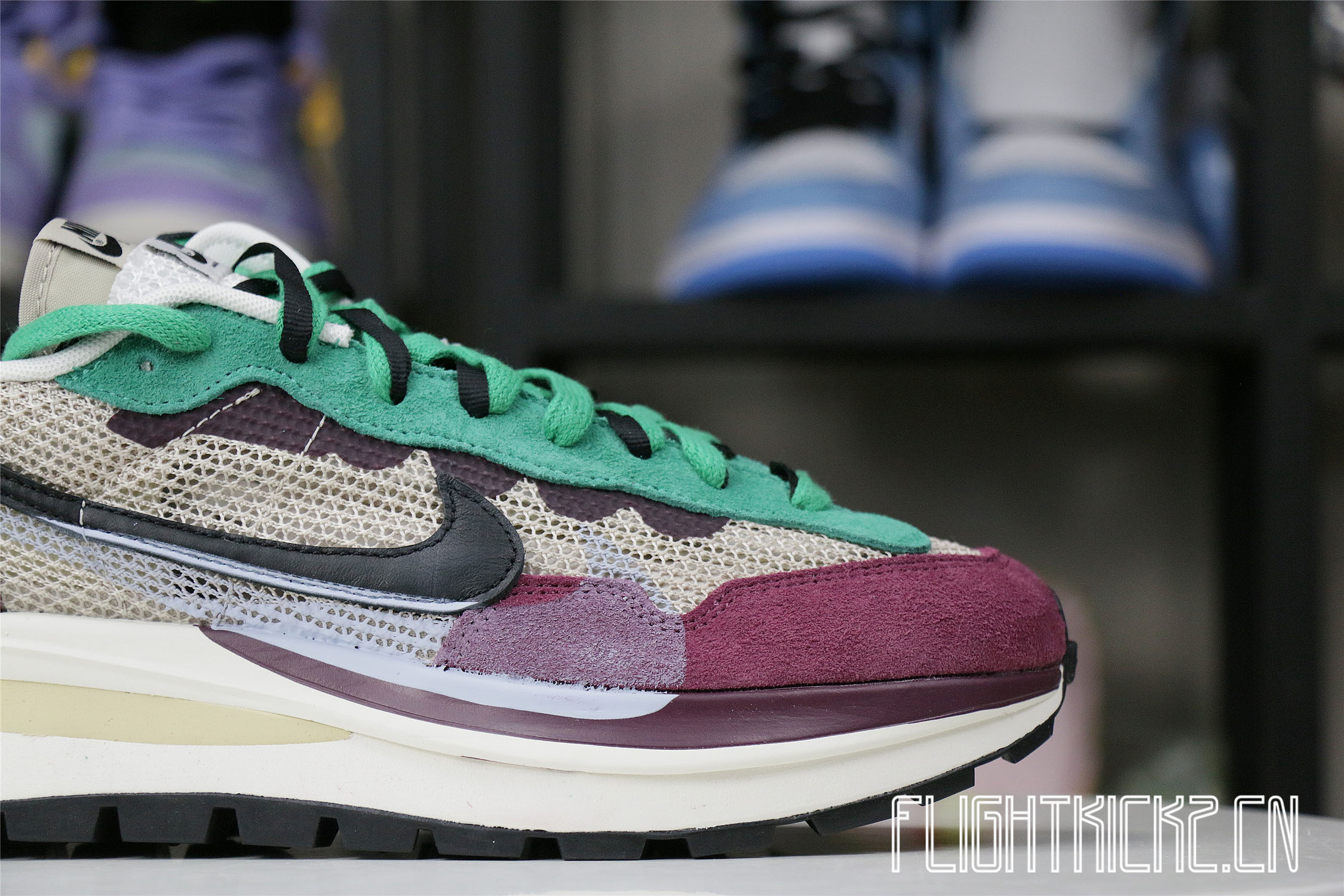 Nike Vaporwaffle sacai Villain Red Neptune Green (LN5 A1)