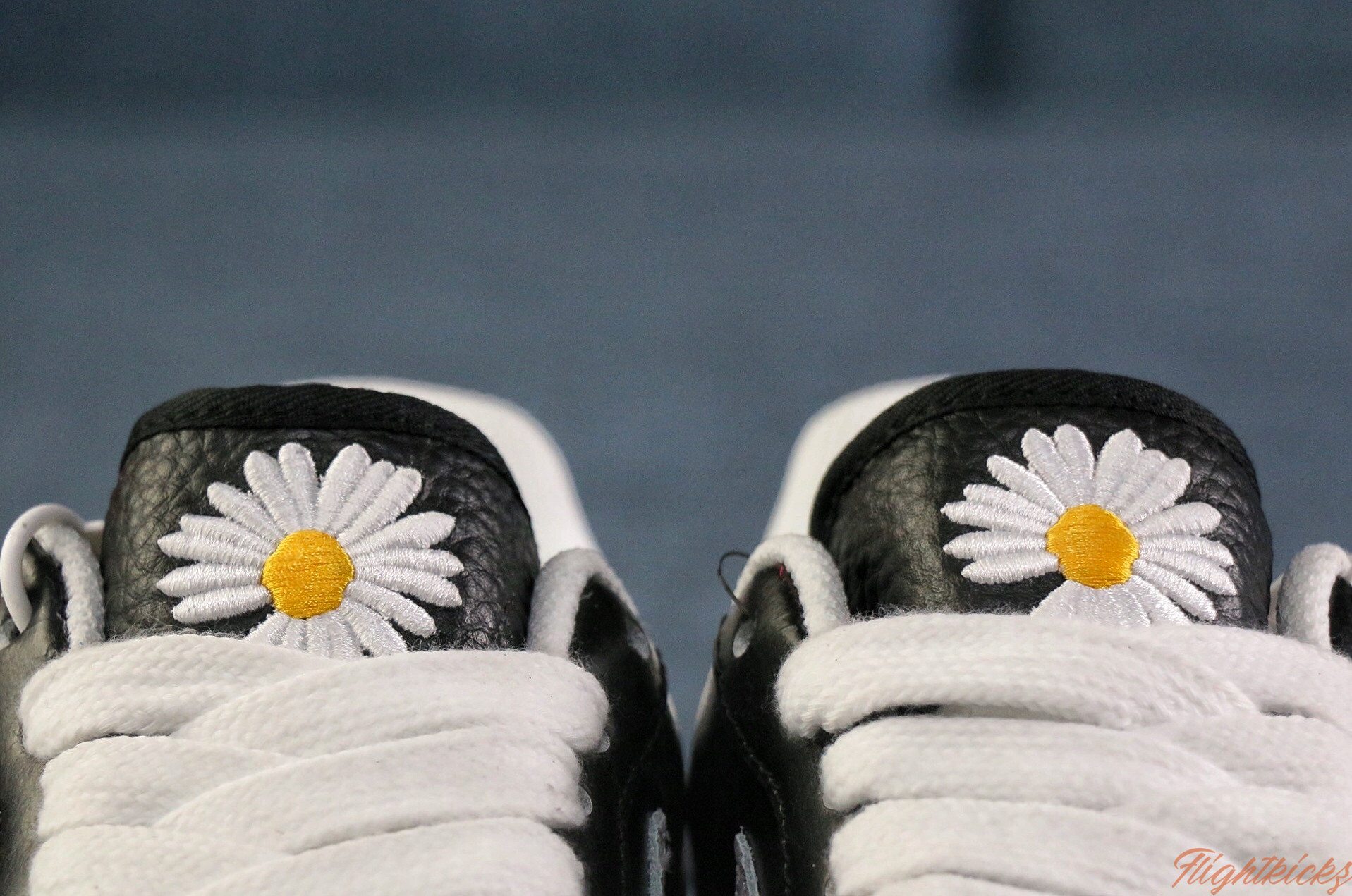 PEACEMINUSONE x Nike Air Force 1 Low Para-noise Black White