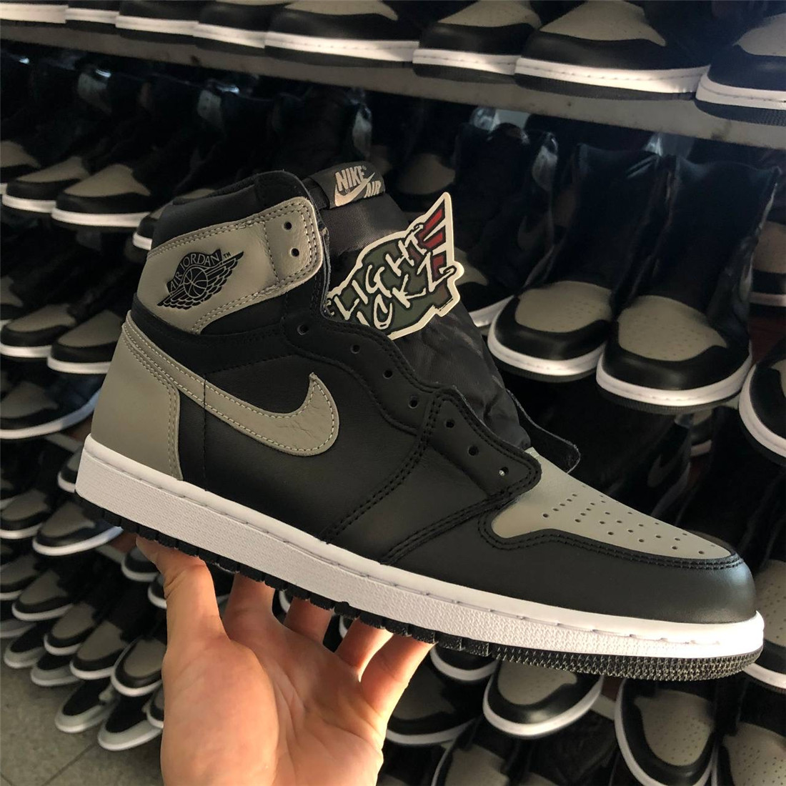 Air Jordan 1 OG Shadow 2018 (LN5 A1)