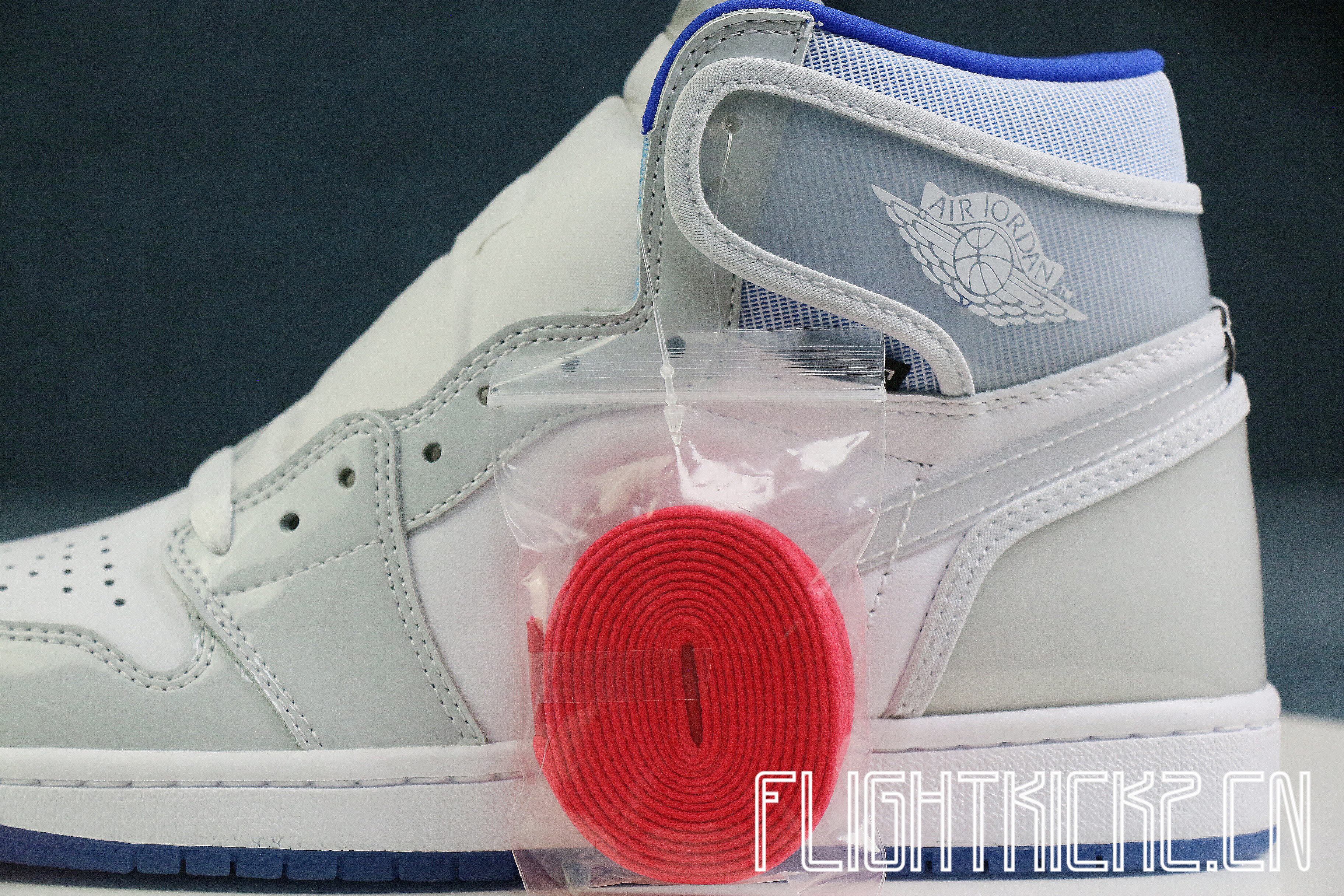 Jordan 1 Retro High Zoom White Racer Blue 2020