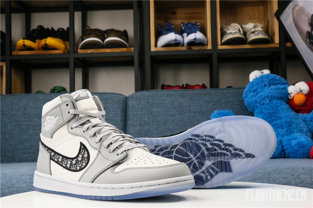 Dlor x Air Jordan 1 2020 （Correct box） (LN5 A1 Batch)
