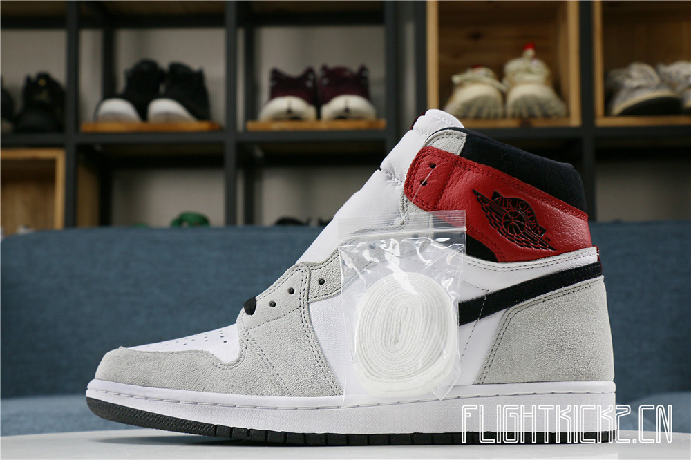 Air Jordan 1 Retro Light Grey Smoke 2020