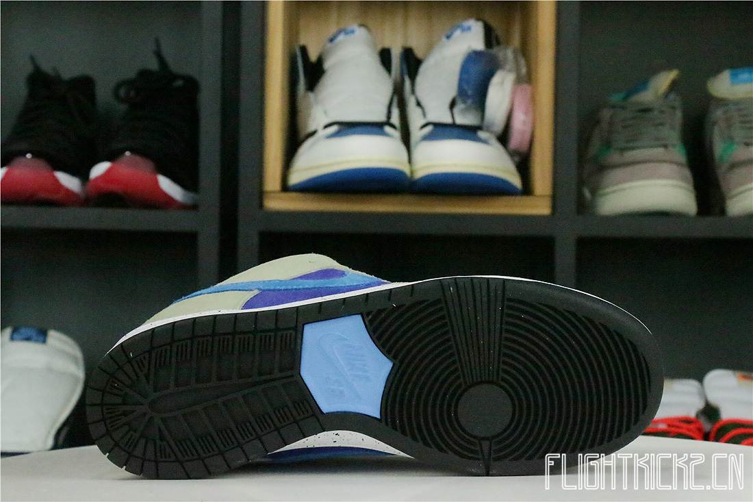 Nike Dunk Low SB ACG Celadon