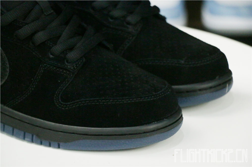 Nike Dunk Low SP UNDEFEATED Black Dunk vs. AF1 Pack