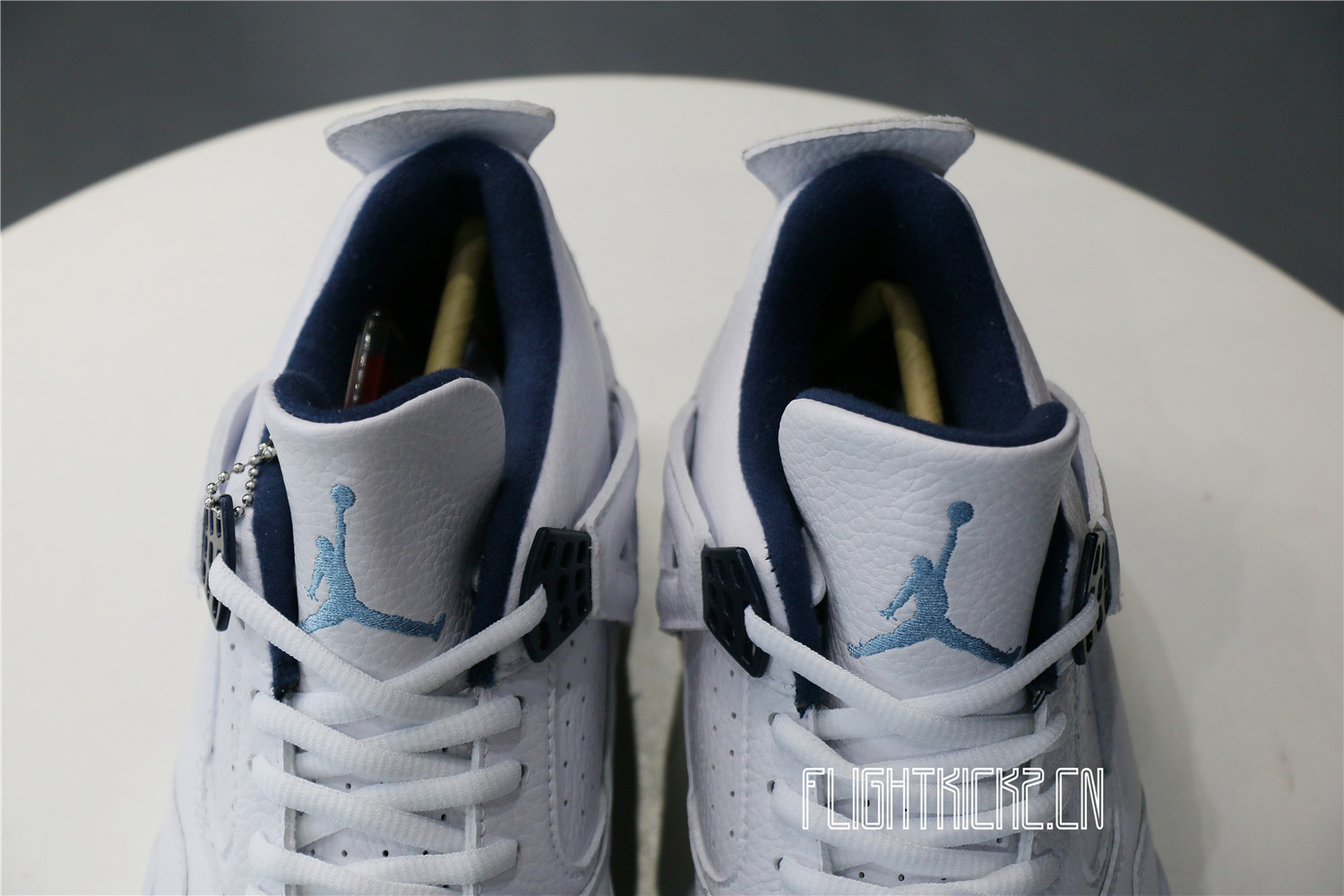 AIR JORDAN 4 RETRO LS ‘LEGEND BLUE’