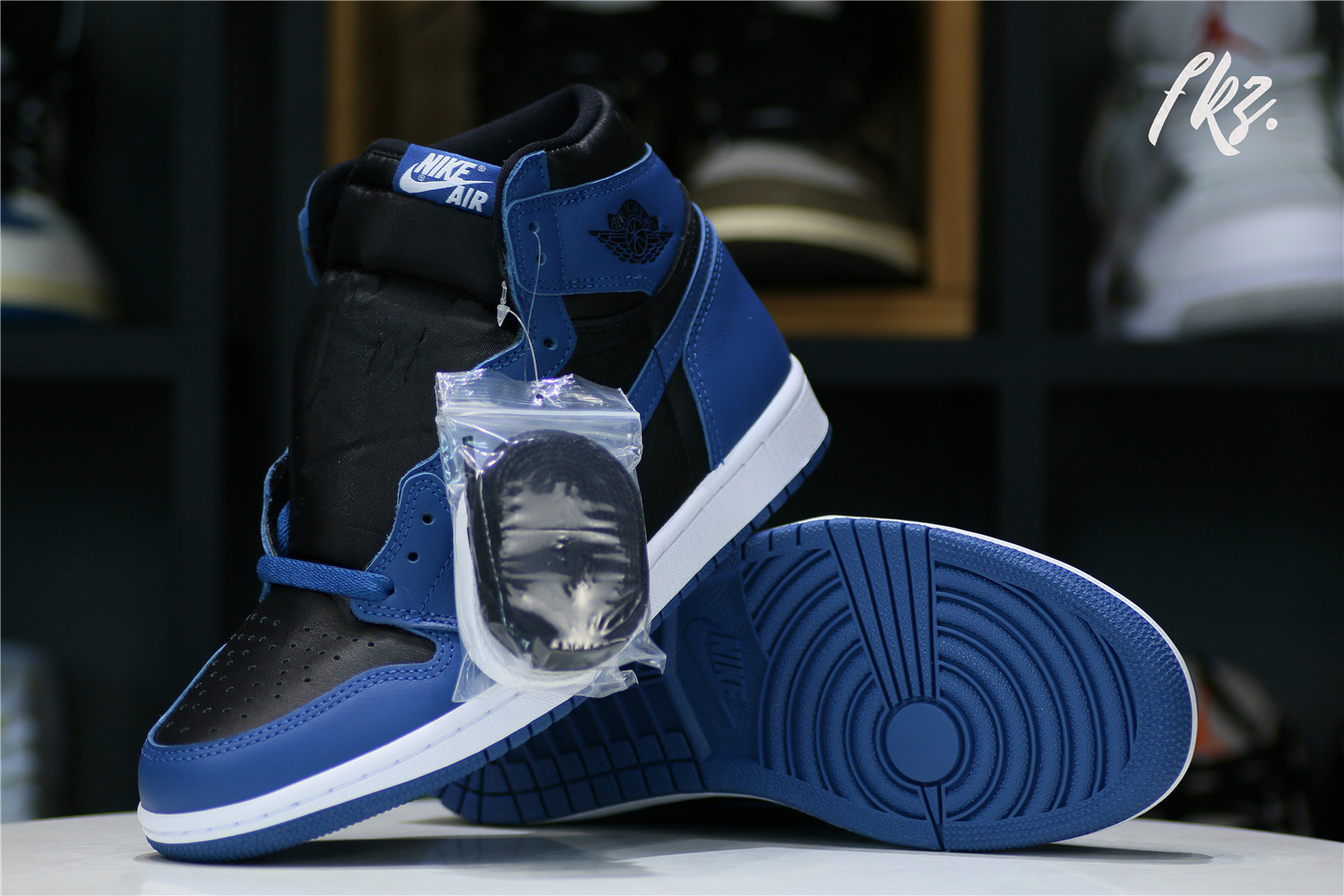 Air Jordan 1 High OG Dark Marina Blue (LN5 A1 Batch)