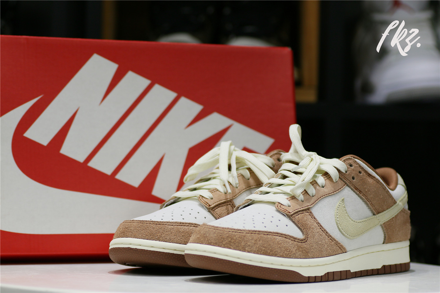 Nike Dunk Low Medium Curry 2021