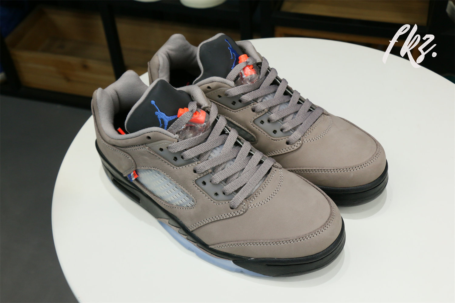 Jordan 5 Retro Low PSG (2022)