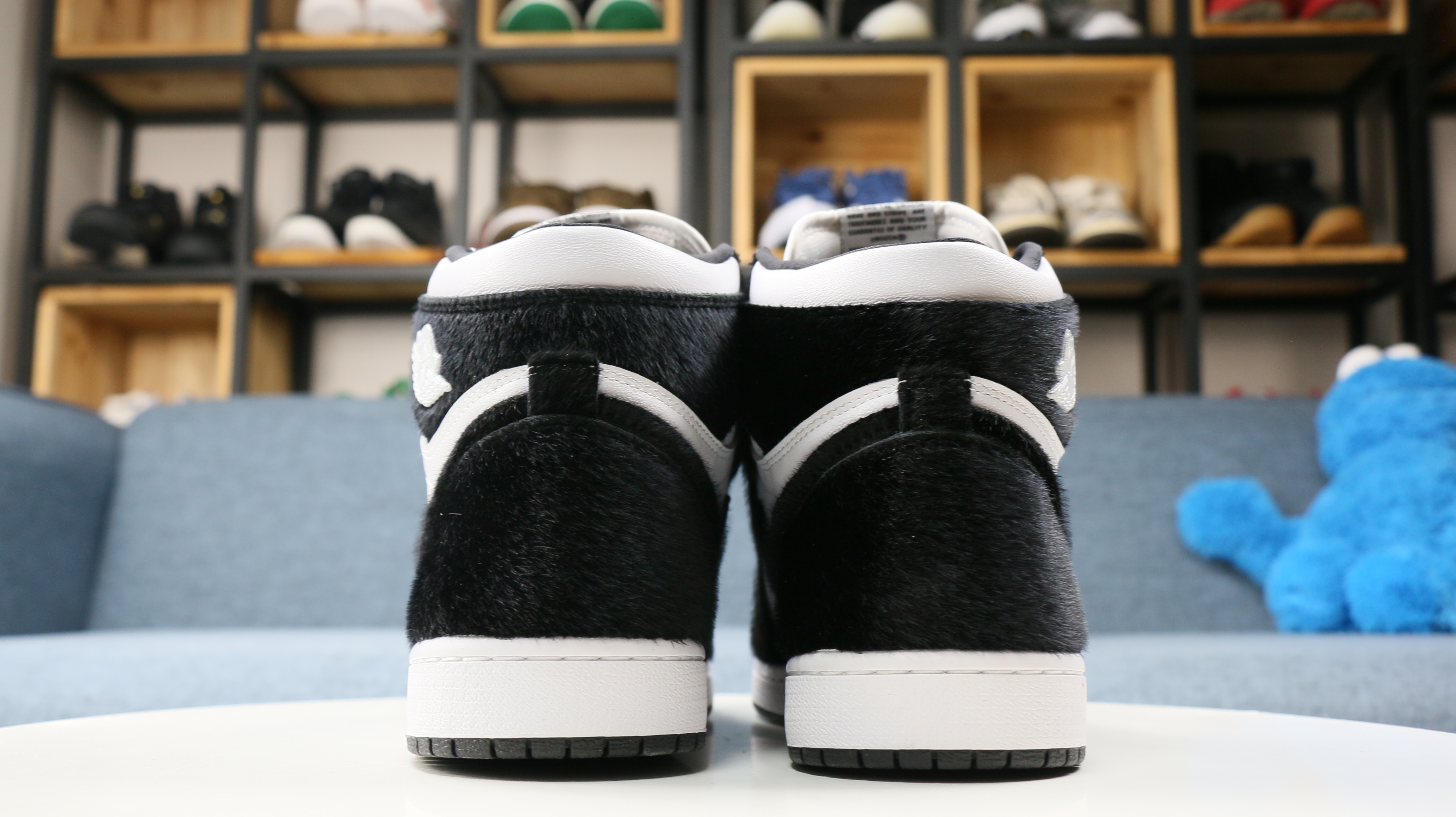 Wmns Air Jordan 1 Retro High Og Twist Pony