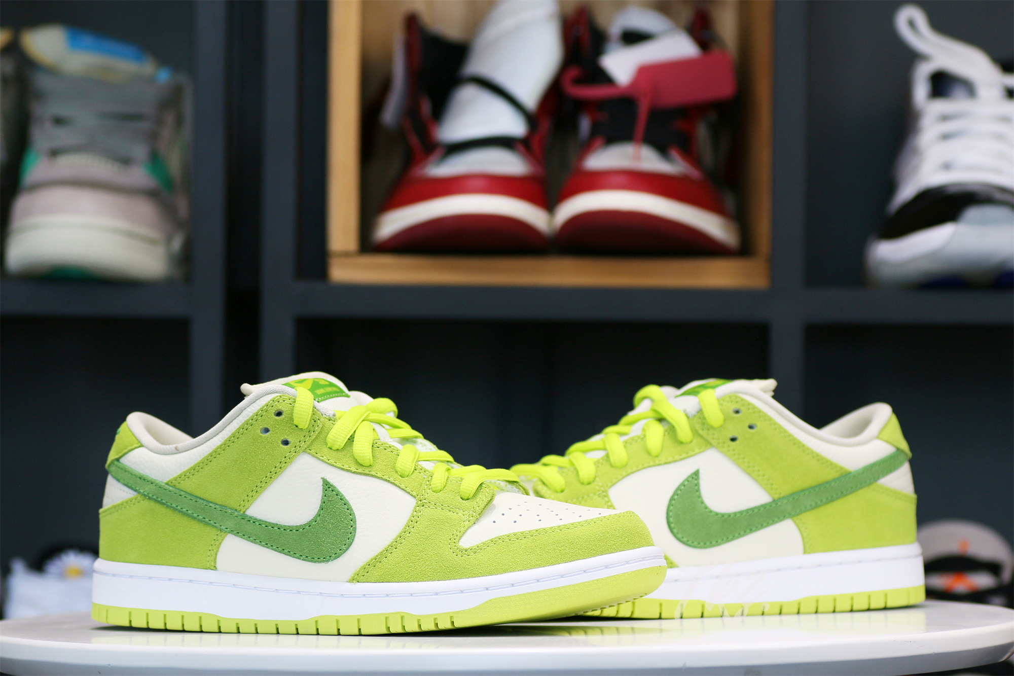 Nike SB Dunk Low Green Apple 2022