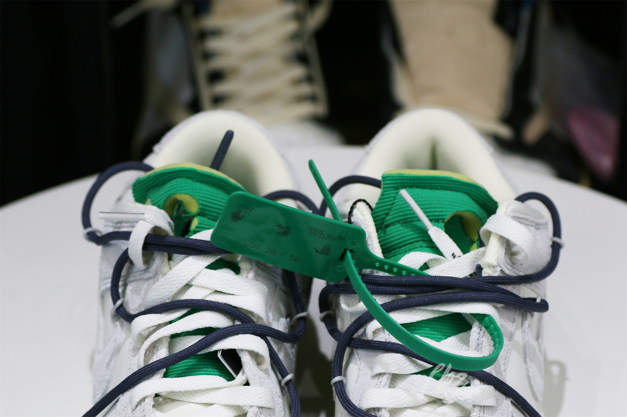 Nike Dunk Low Off-White Lot 20