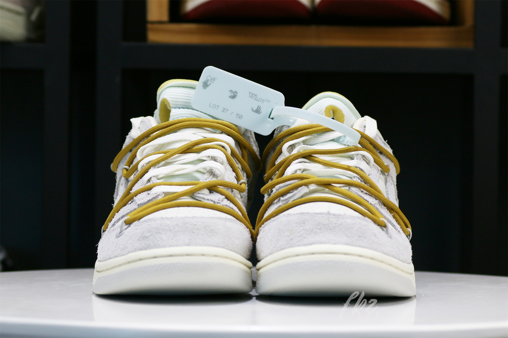 Nike Dunk Low Off-White Lot 37