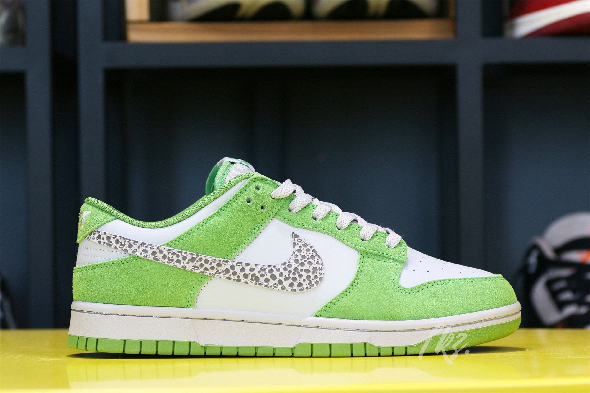 Nike Dunk Low AS Safari Swoosh Chlorophyll
