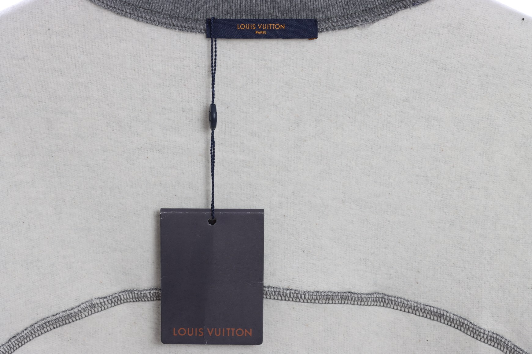 L× Nigo 2022ss co-branded version 2.0 love foam print round neck sweater