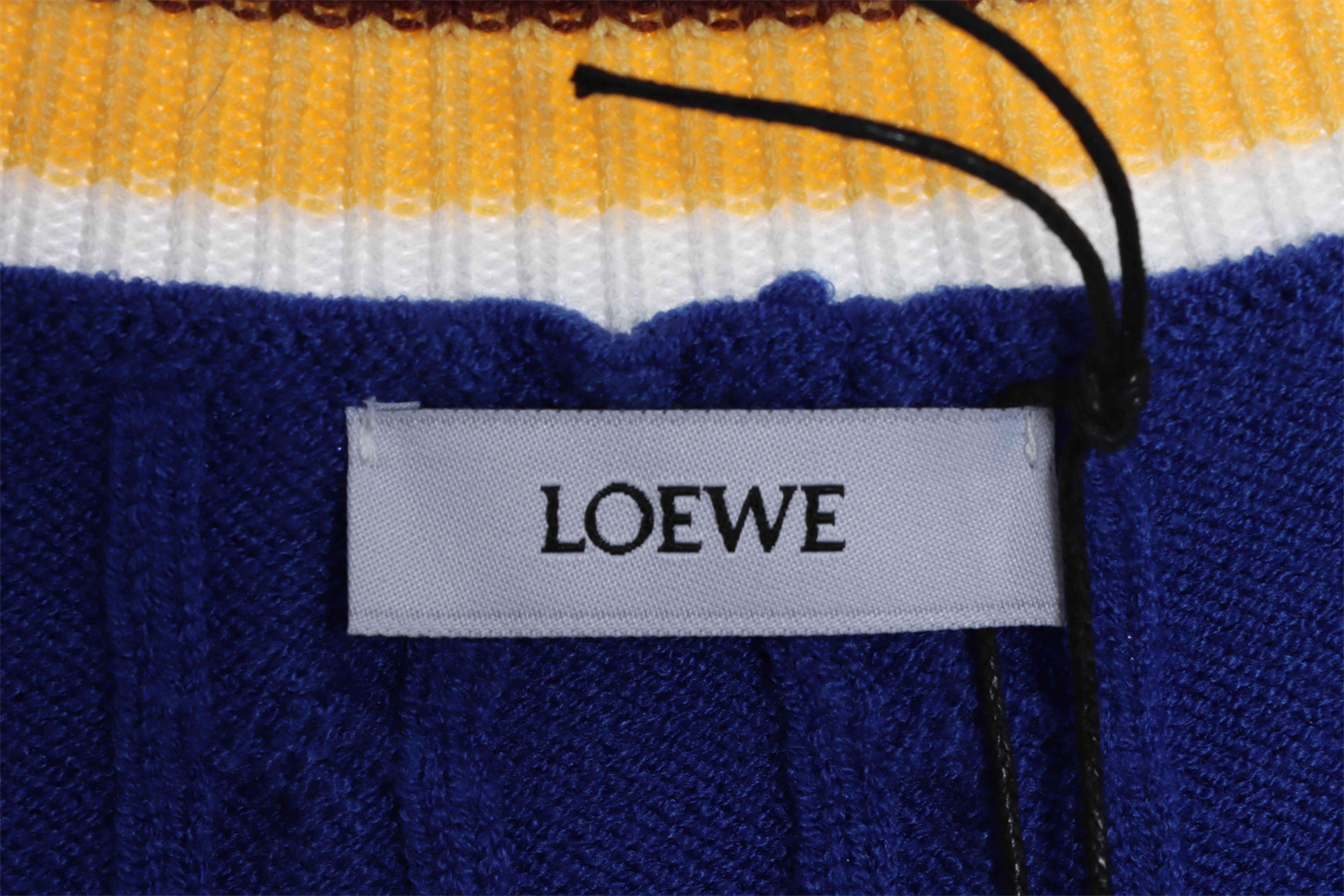 LOEVVE SS22 striped color block V-neck pullover sweater