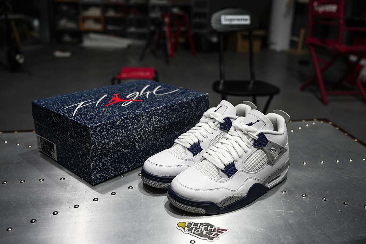 Air Jordan Retro 4 ‘Midnight Navy 2022 (LN5 A1 Batch)
