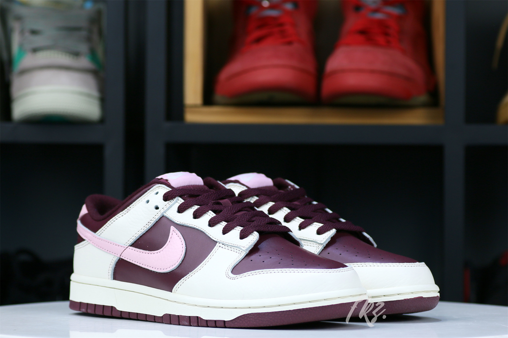 Nike Dunk Low Retro PRM Valentine’s Day 2023