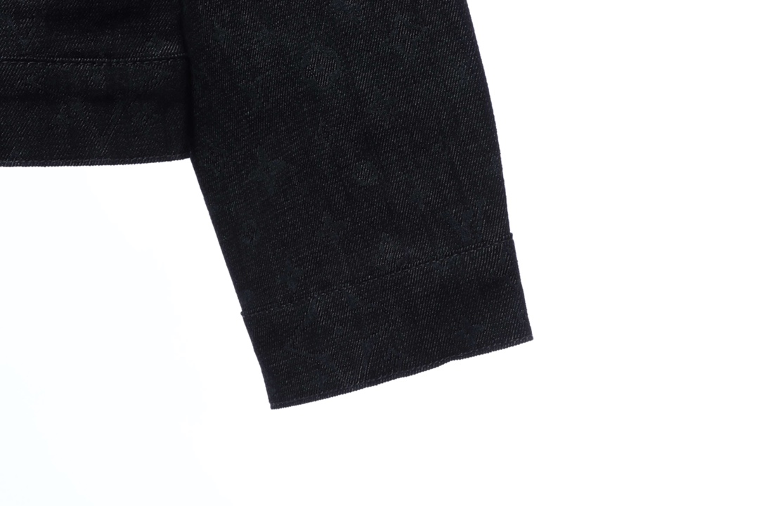 L– three-dimensional presbyopic denim jacket