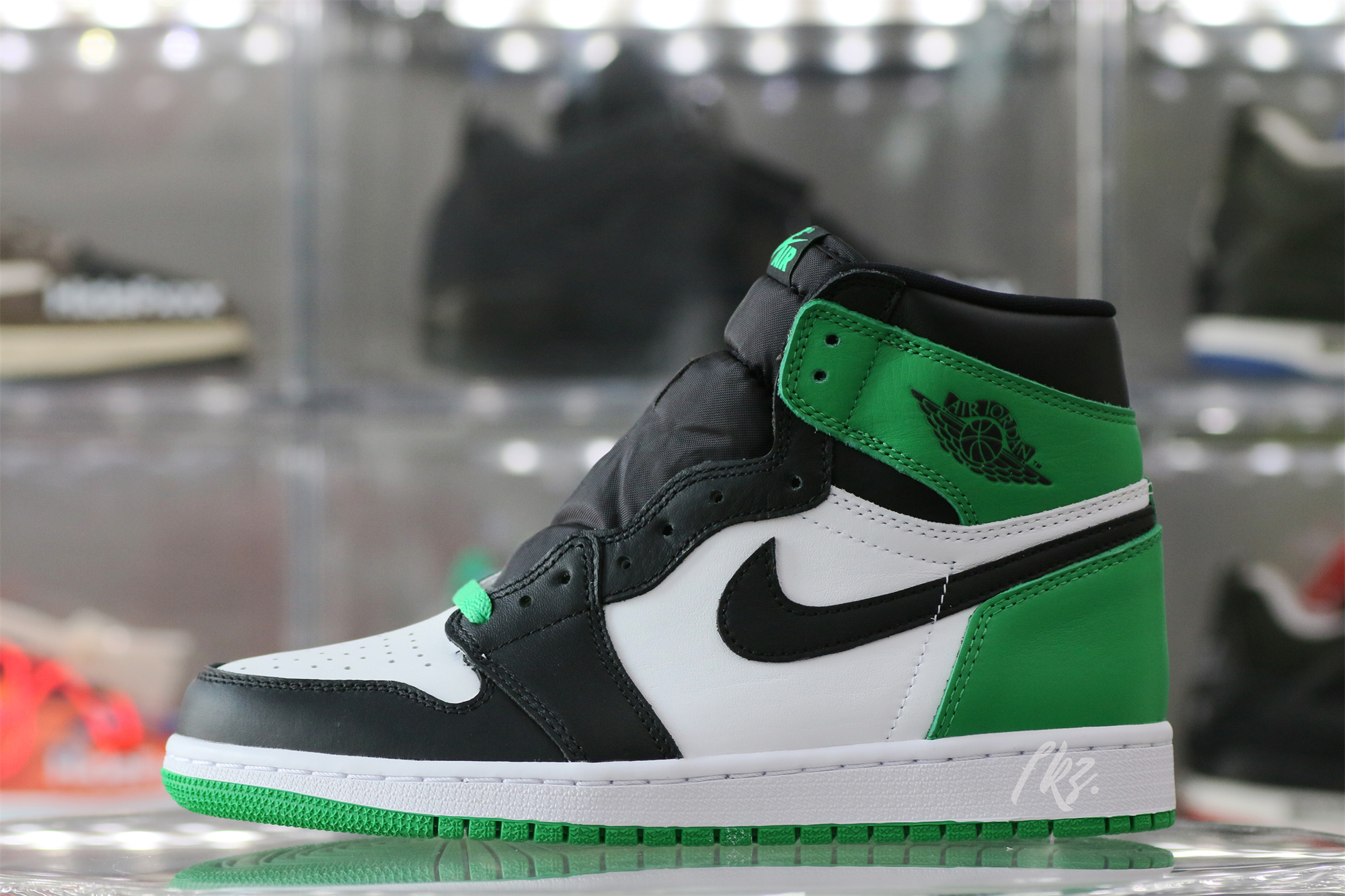 Air Jordan 1 High Lucky Green 2023