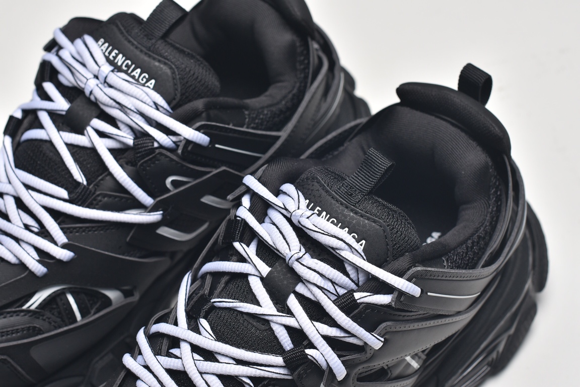 Balenciag* Track Sneaker ‘Black White’