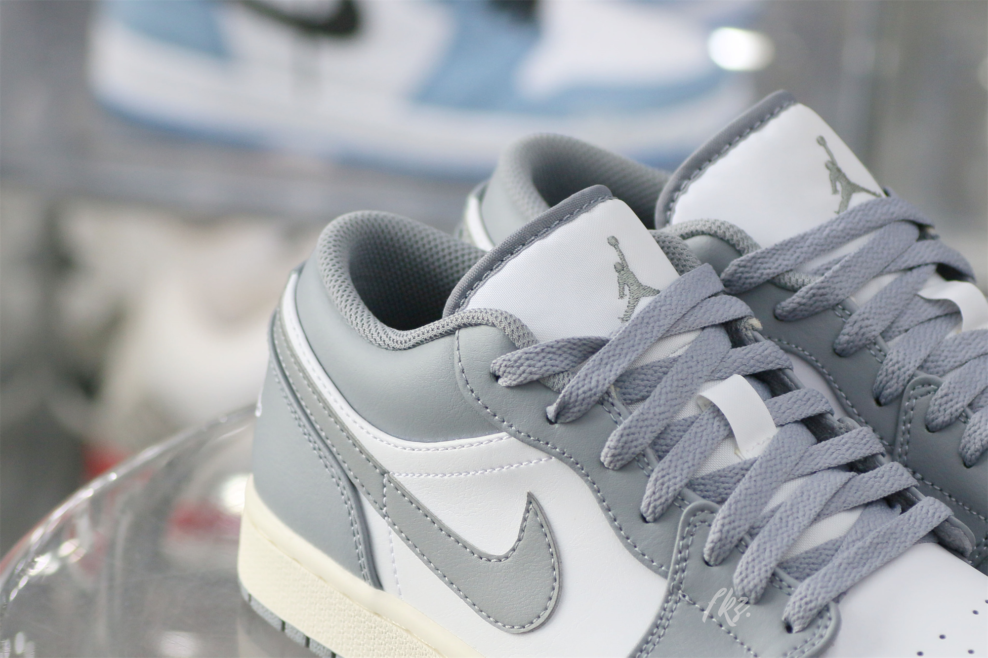 Air Jordan 1 Low White Wolf Grey 2021