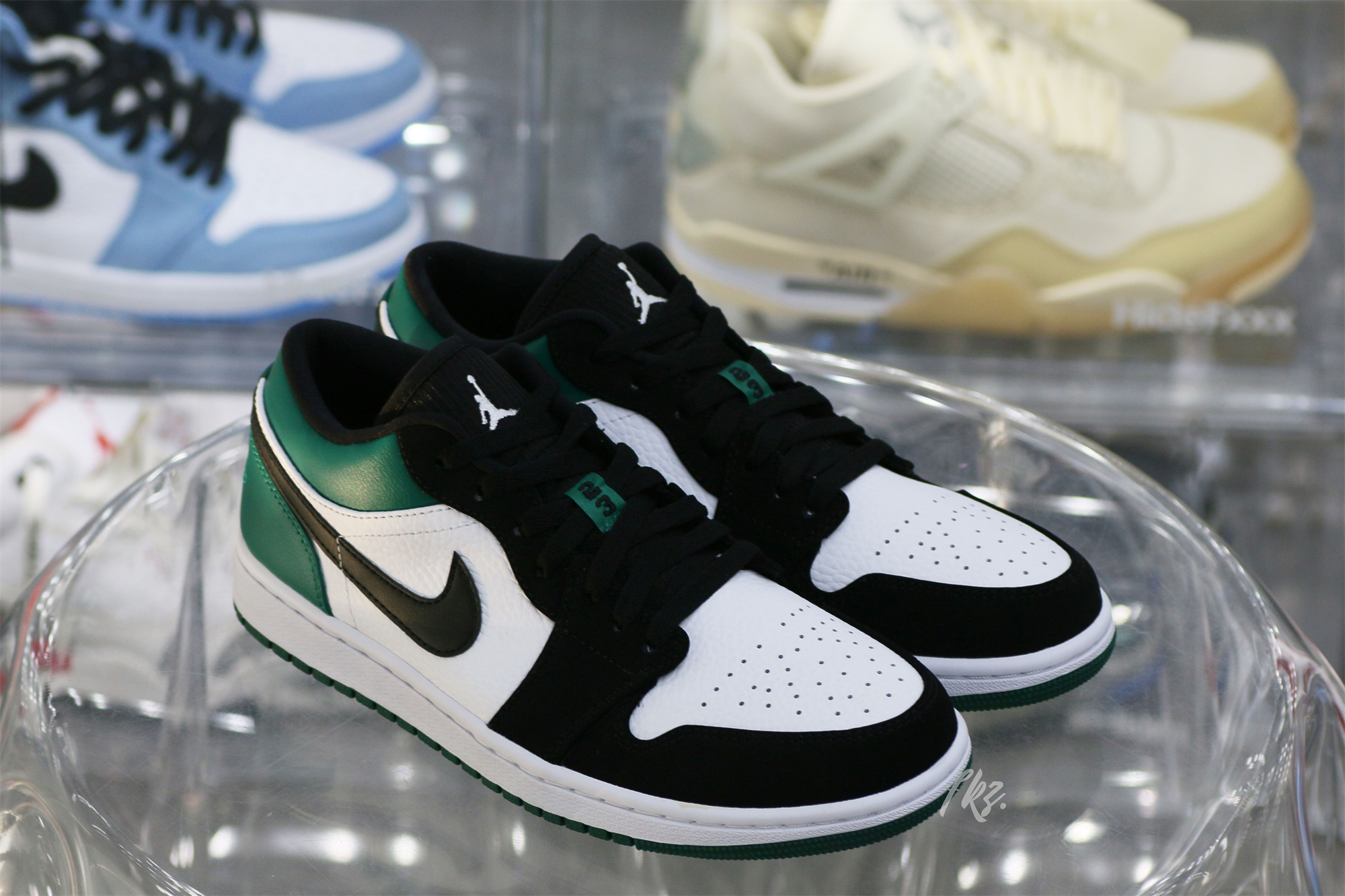 Air Jordan 1 Low Mystic Green 2019