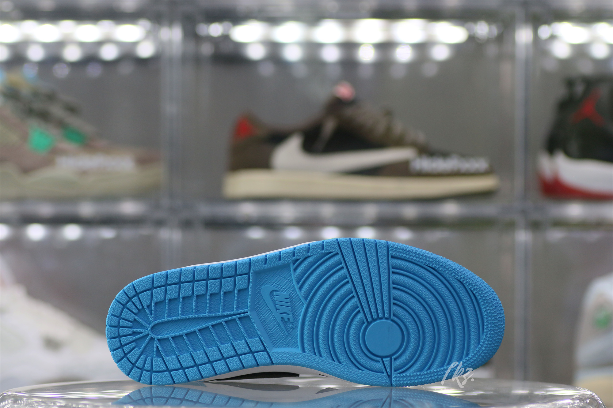 Air Jordan 1 Retro Low OG Black Dark Powder Blue