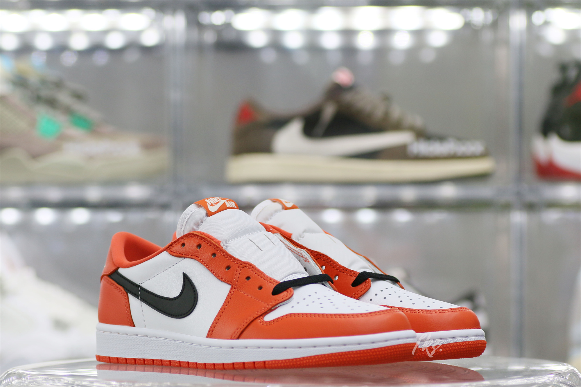 Air Jordan 1 Low Starfish