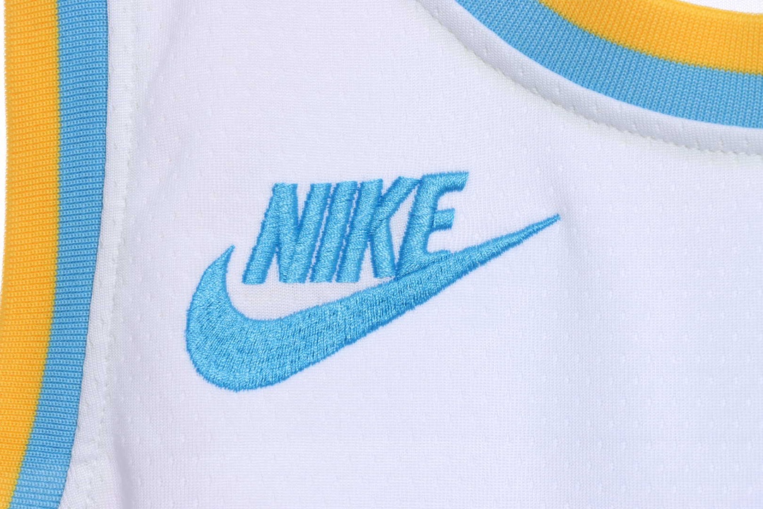 Lakers 23 season retro No. 6 jersey