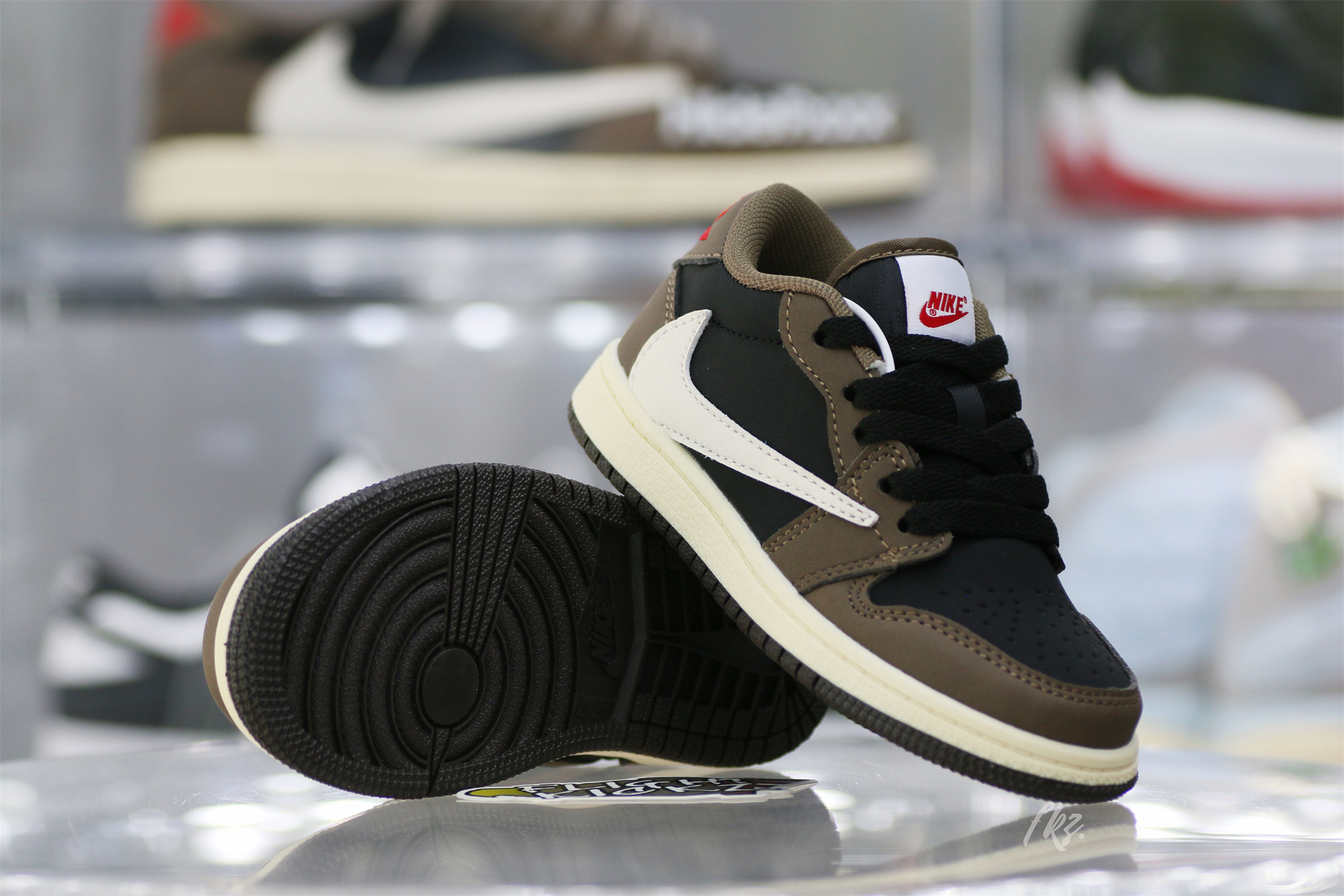 Travis Scott X Air Jordan 1 Low ‘Cactus Jack’ Kid