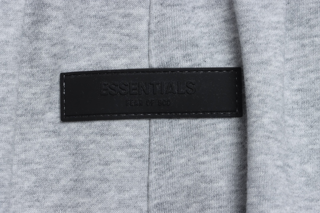 FOG Eighth Season Flocked Print Letter Shorts