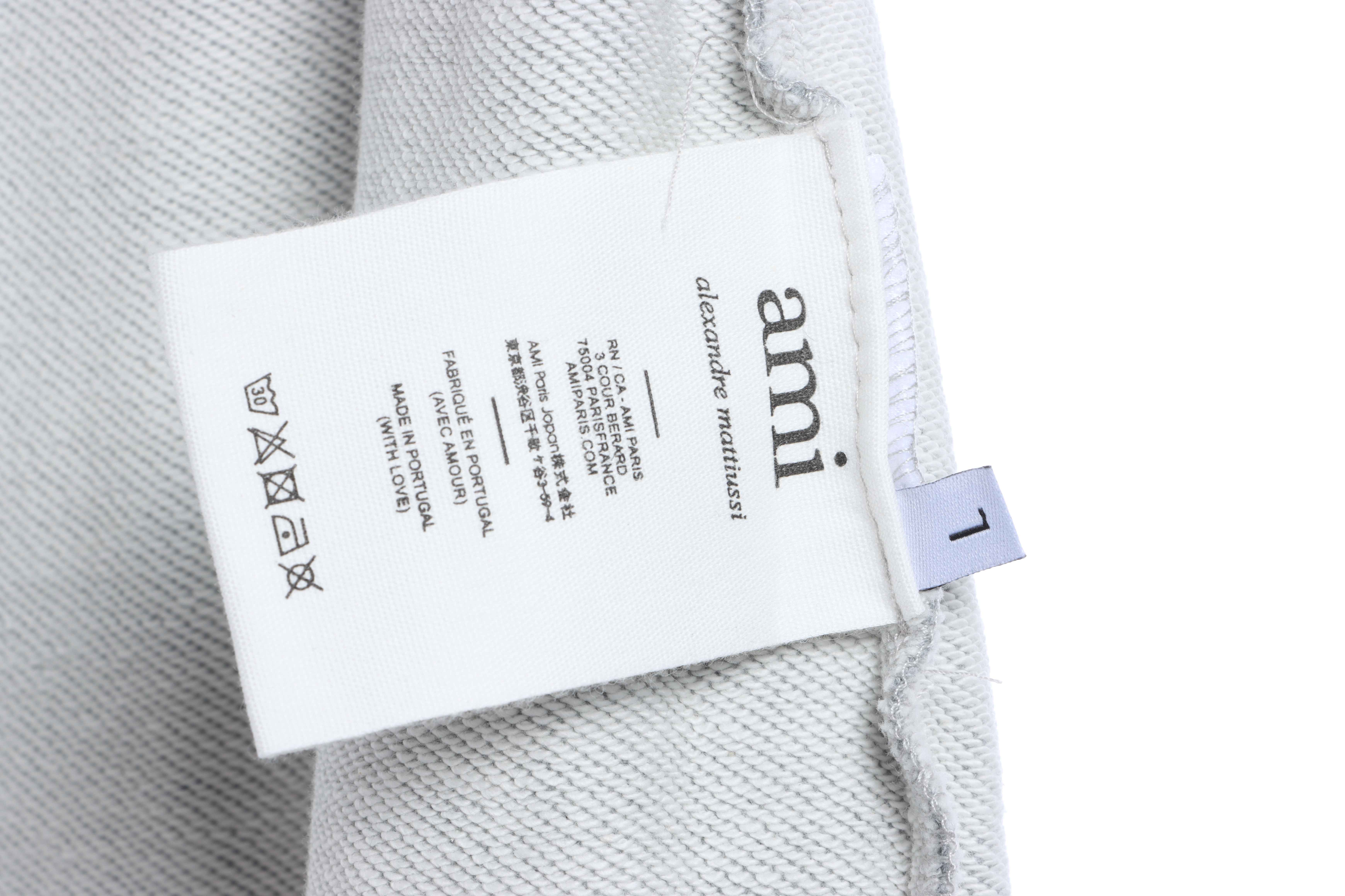 AMI 22ss heart embroidery shorts