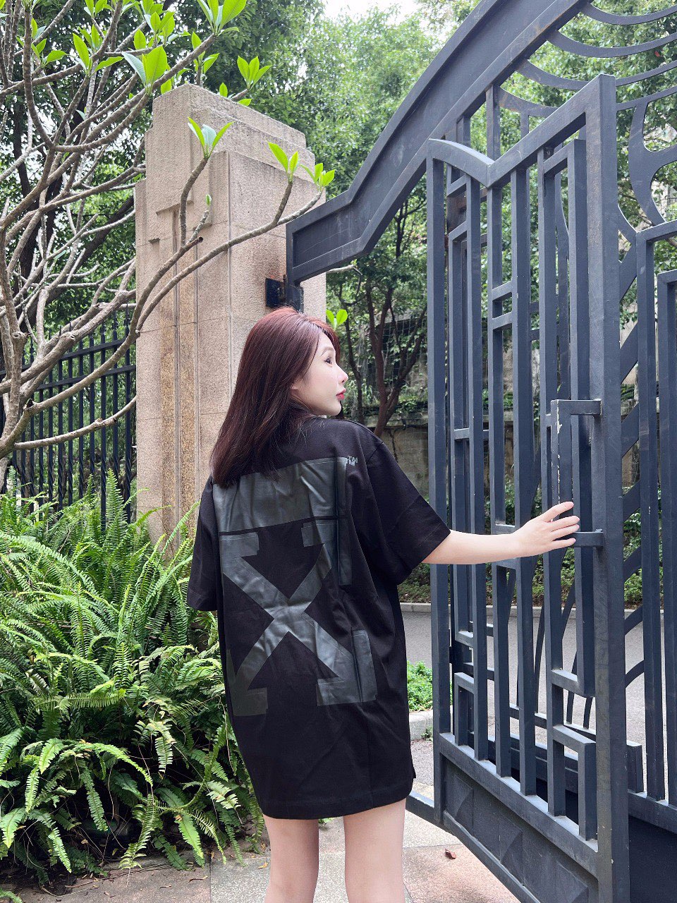 OW overlapping arrowhead pattern printing short sleeves