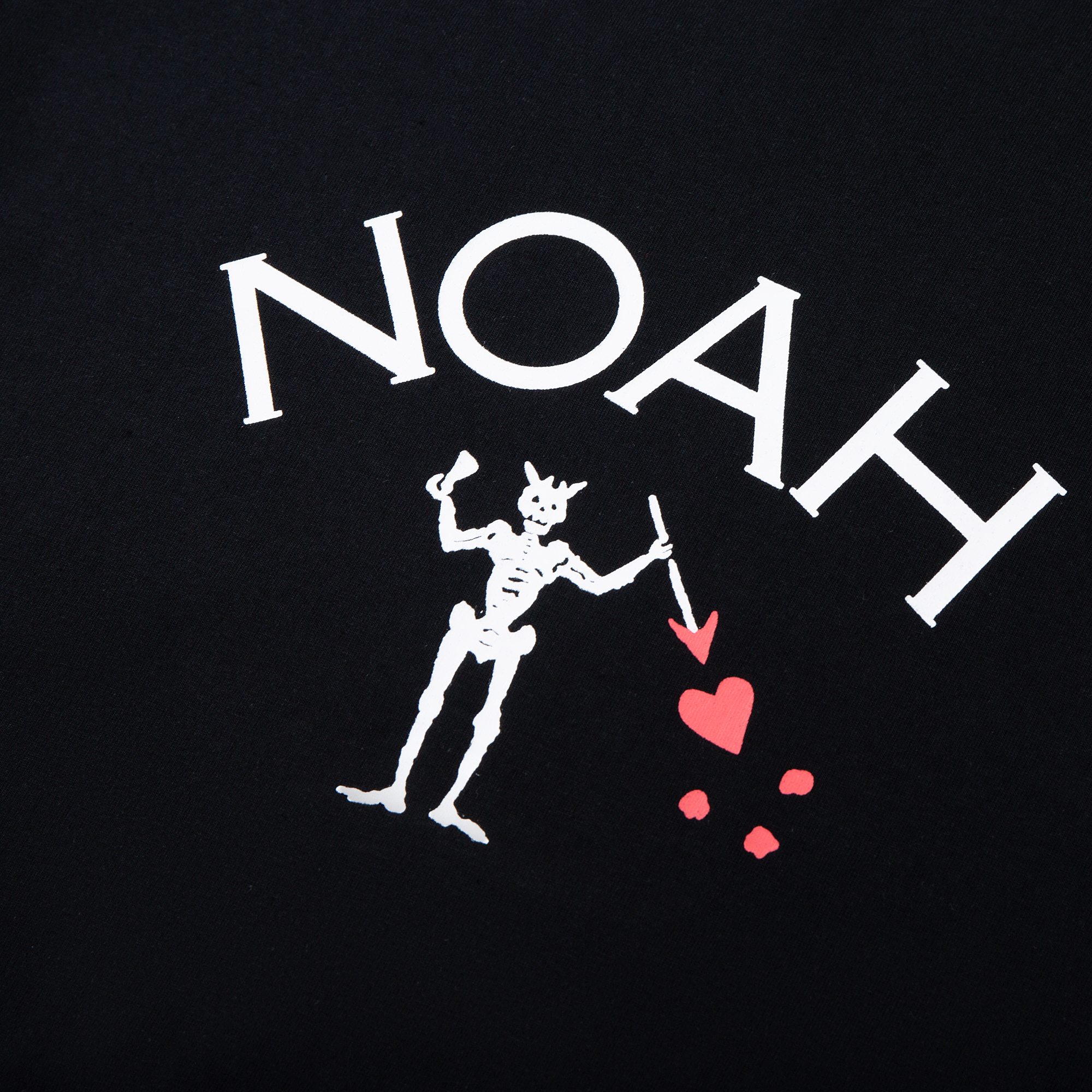 N0ah Cross over-limited demon heart T-shirt