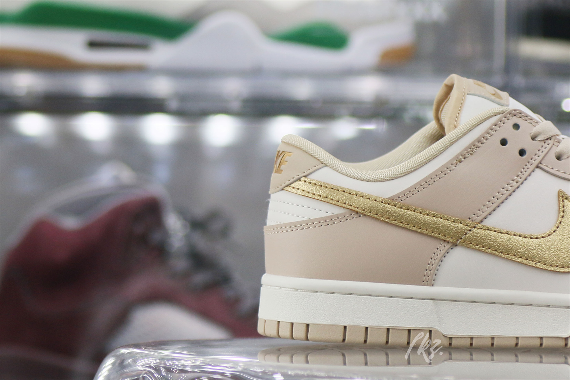 Nike Dunk Low Phantom Metallic Gold (Women’s)(LN5 A1 Batch)