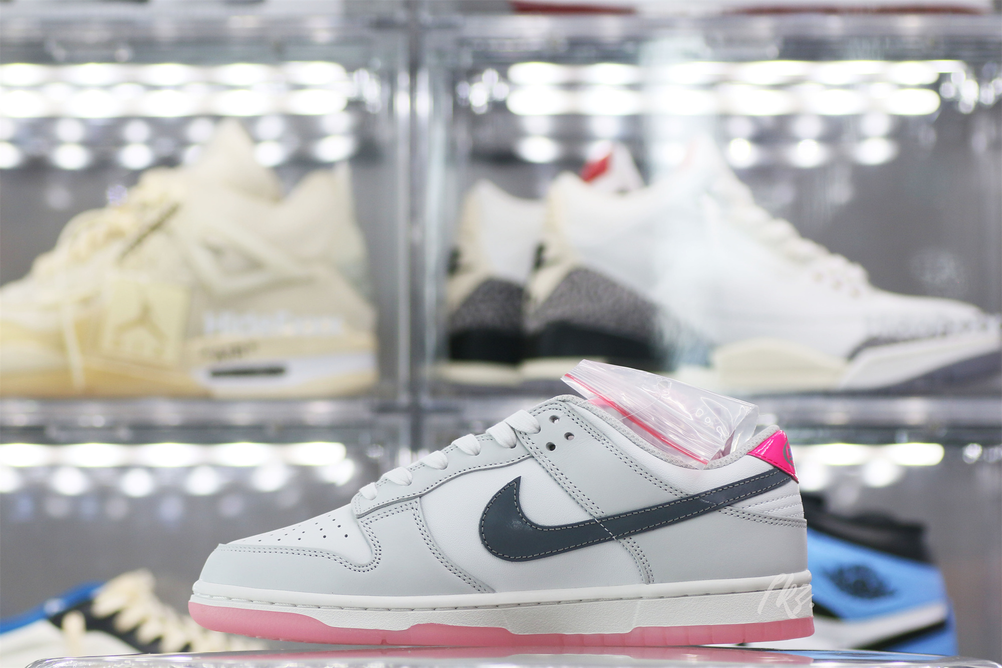 Nike Dunk Low 520 Pack Pink