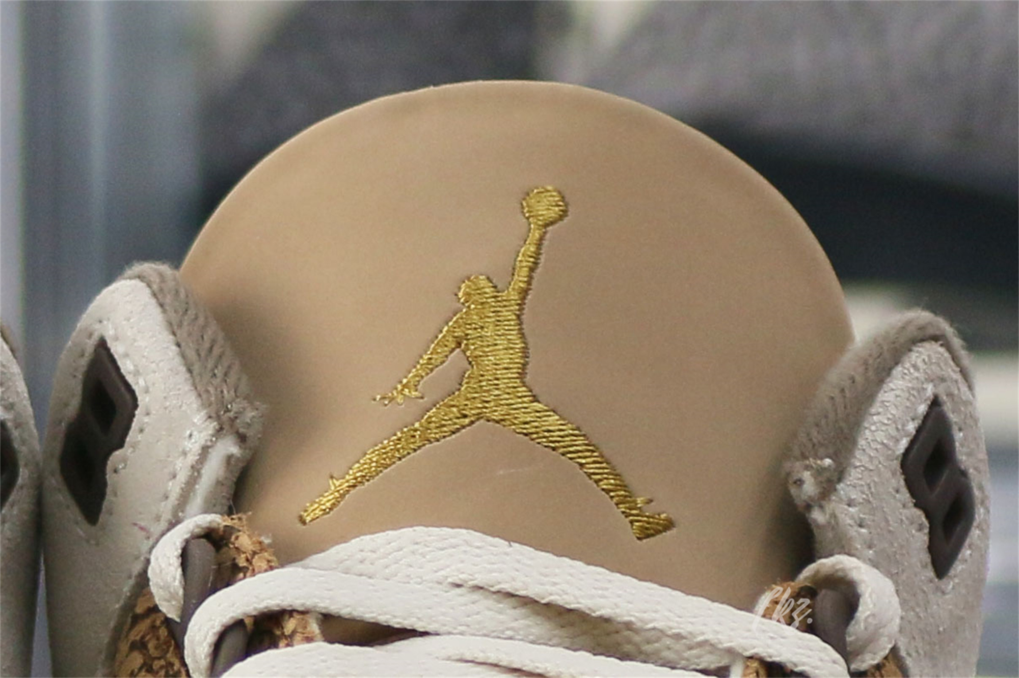Air Jordan 3 Retro Palomino