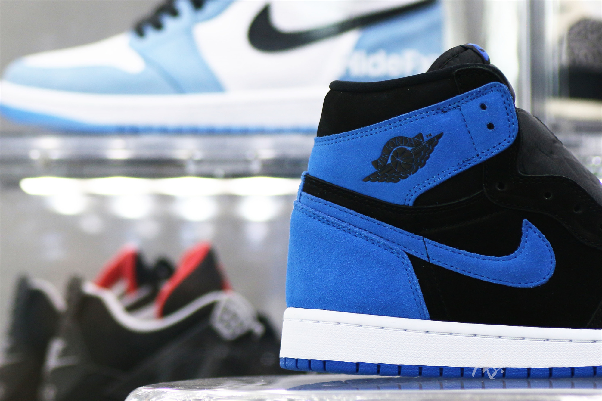 Air Jordan 1 High OG “Royal Reimagined” 2023 (LN5 A1)