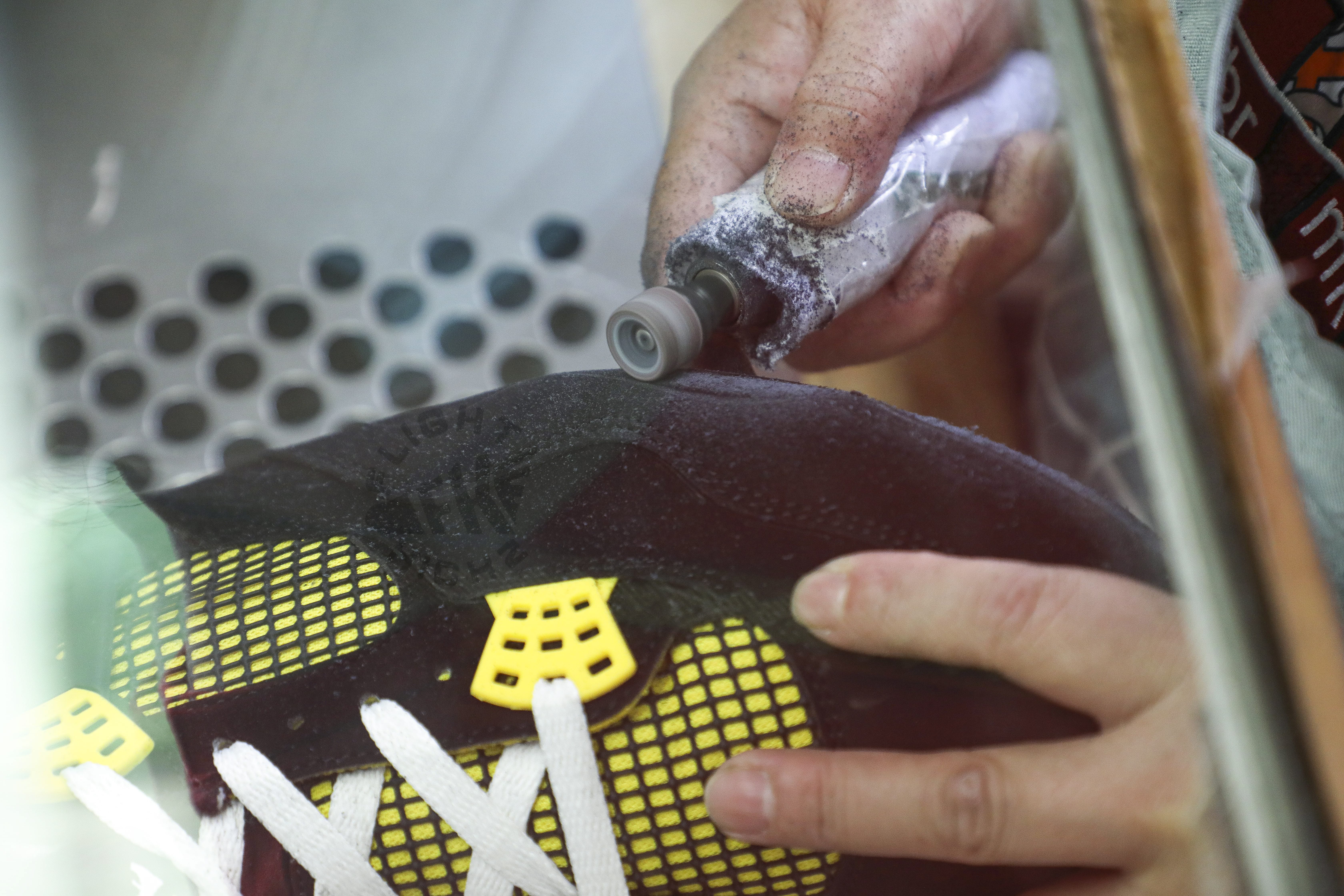 Air Jordan 4 Retro Thunder 2023 (LN5 A1 Batch)