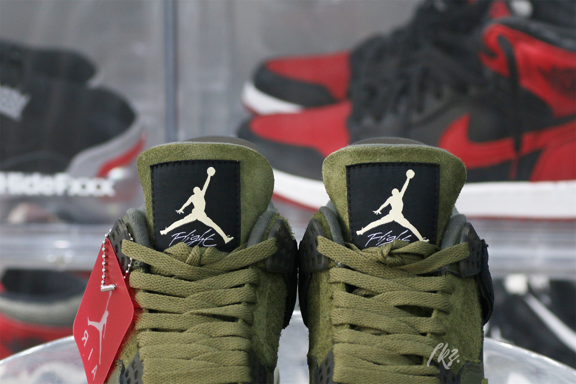 Air Jordan 4 Retro SE Craft Medium Olive (LN5 A1)