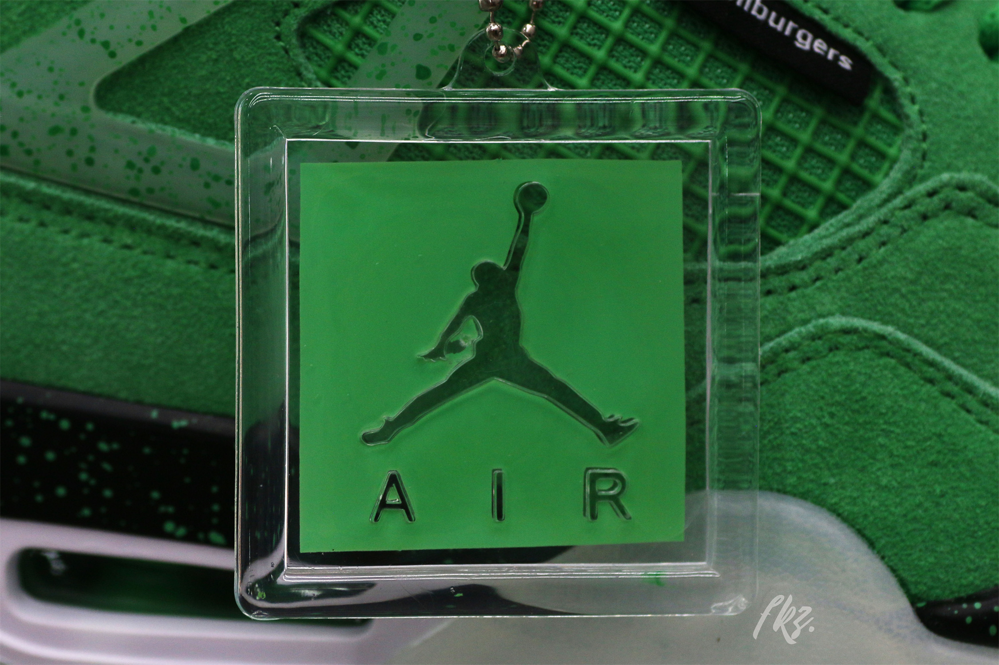 Air Jordan 4 Retro Wahlburgers