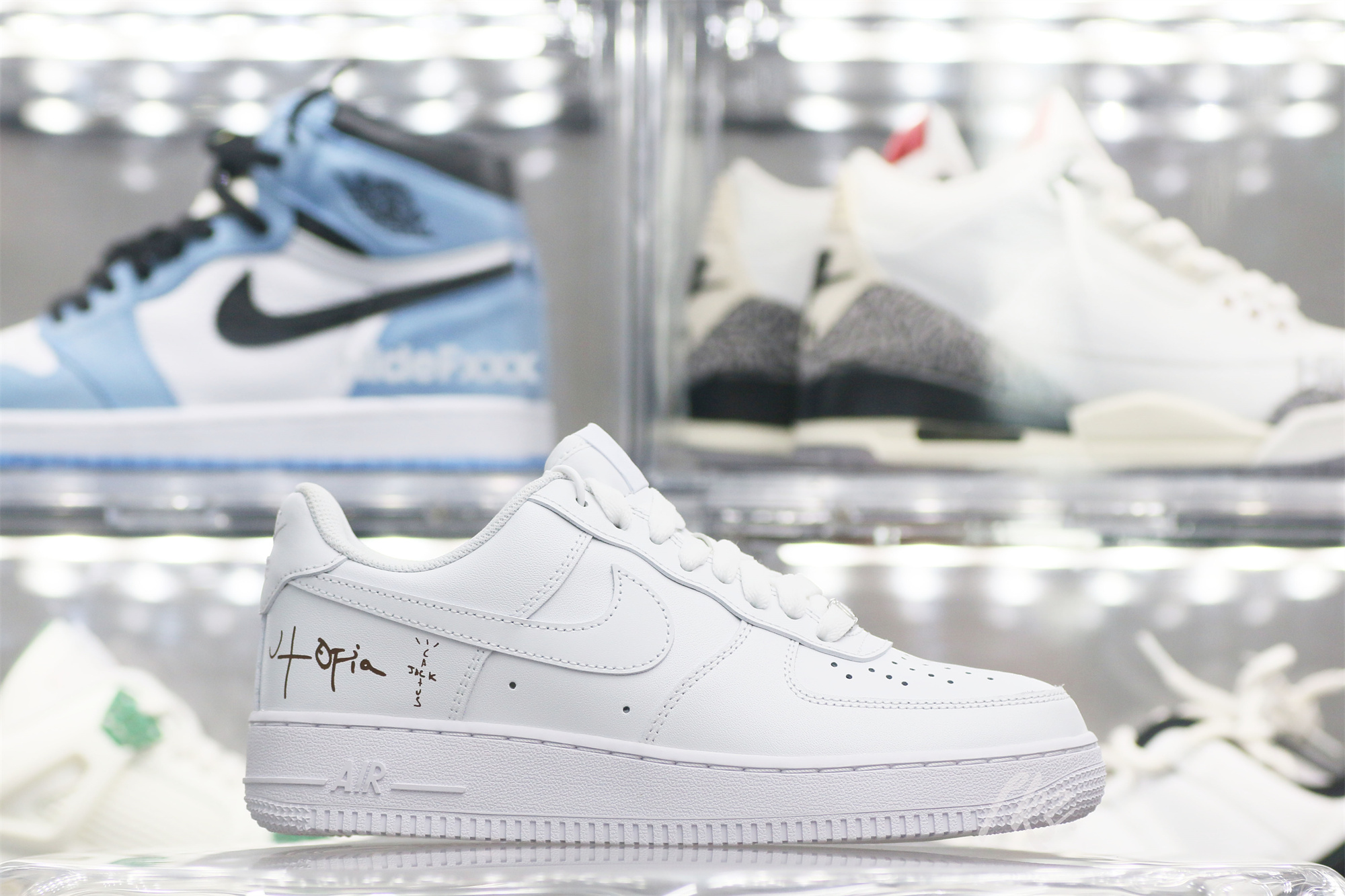 Nike Air Force 1 Low ’07 White (Travis Scott Cactus Jack Utopia Edition)