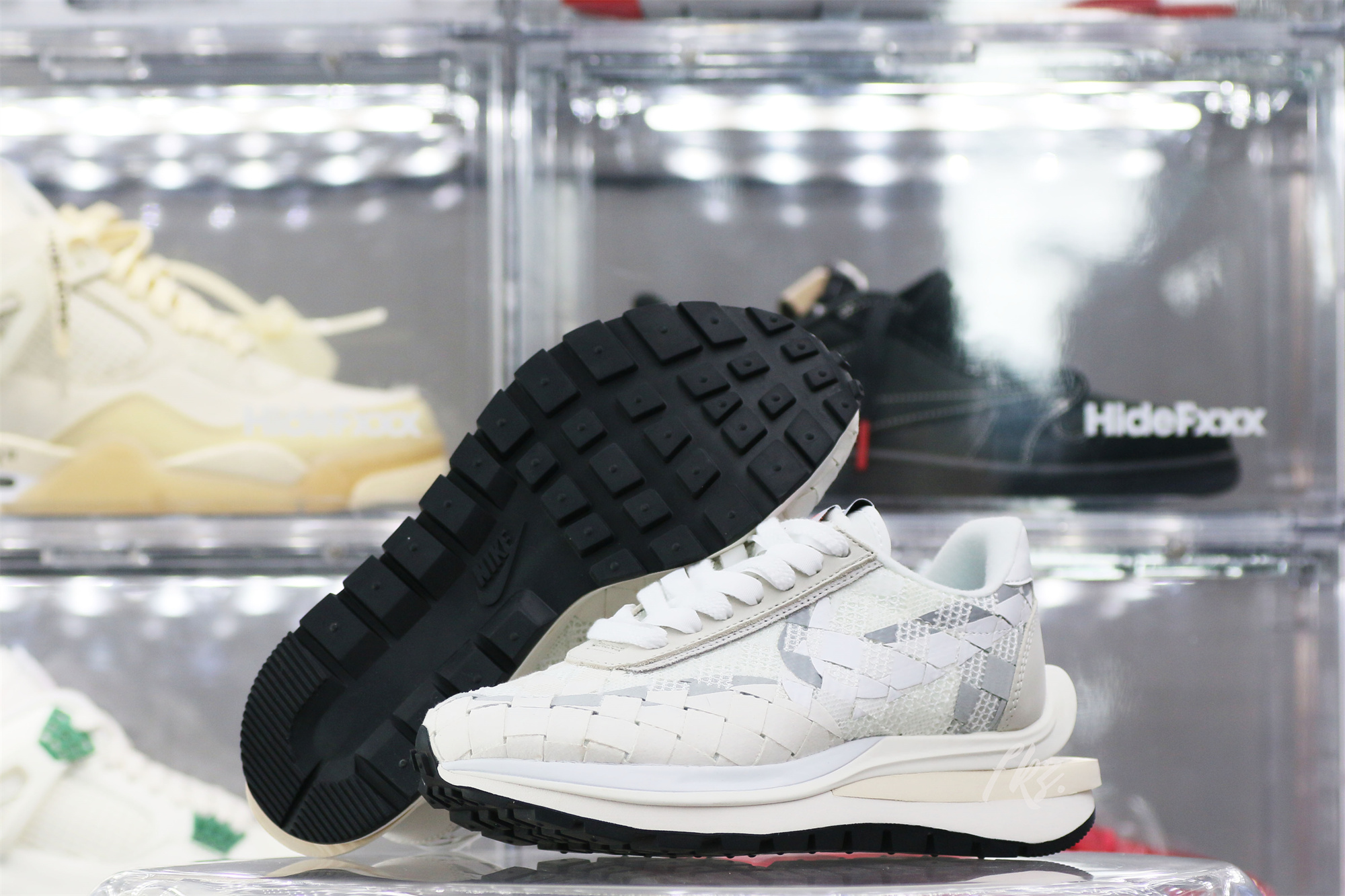 Sacai X Nike Vaporwaffle Grey White