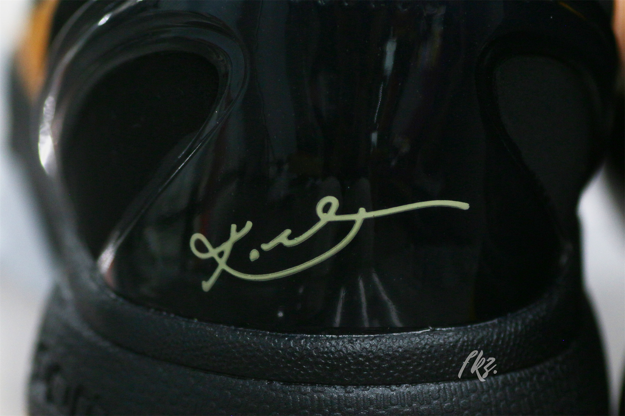 Nike Zoom Kobe 6 Lightbulb(A1 Batch)