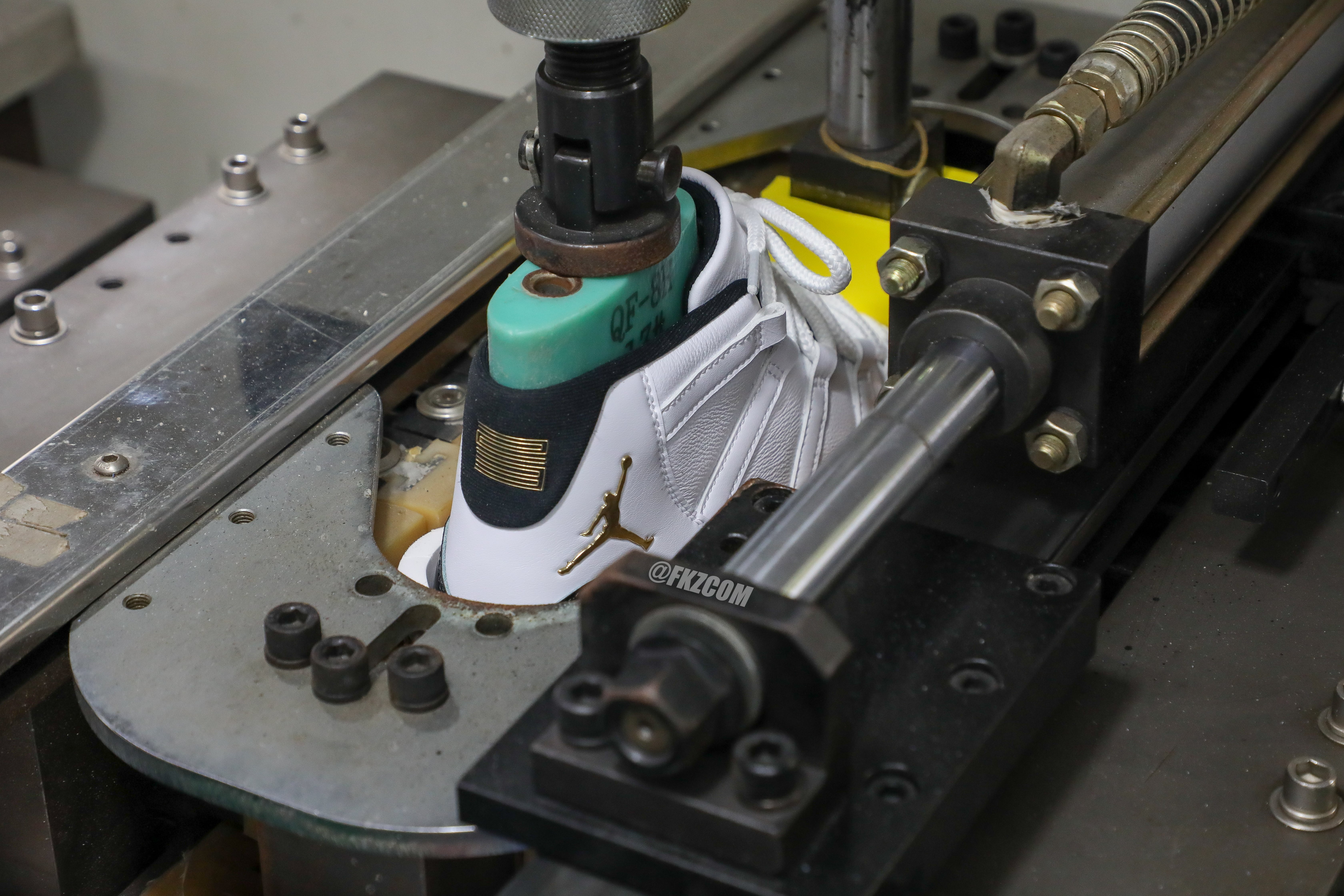 Air Jordan 11 DMP Gratitude 2023 (LN5 A1)