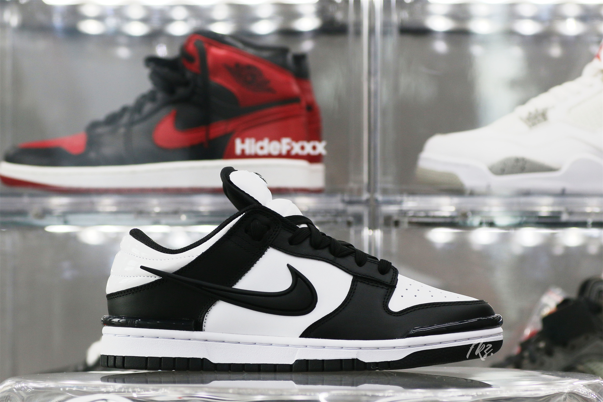 Nike Dunk Low Twist Panda