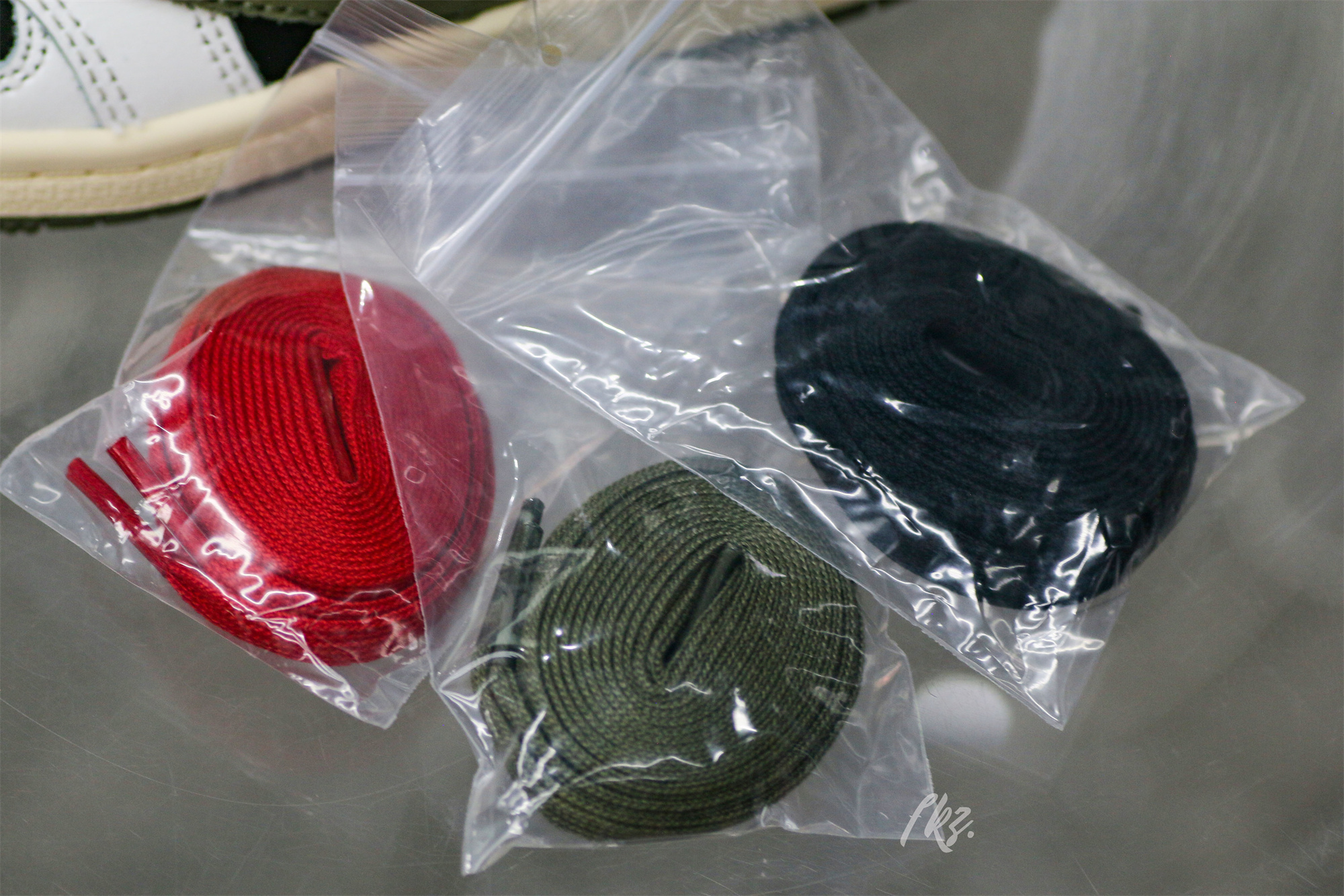 Travis Scott x Jordan 1 Retro Low OG SP Olive Kid (LN5 A1)