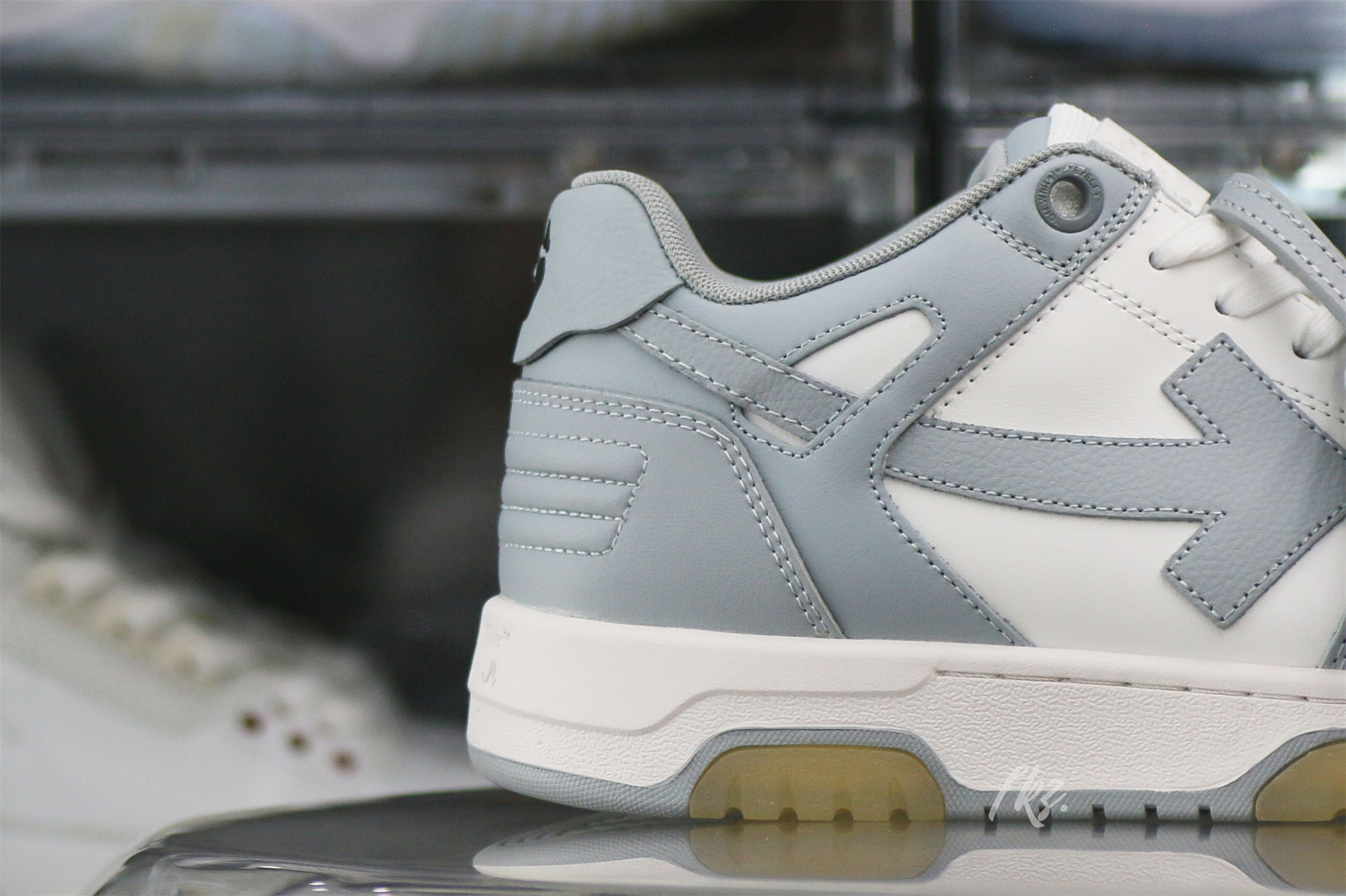 OFF-WHITE White & Gray Out Of Office Sneakers