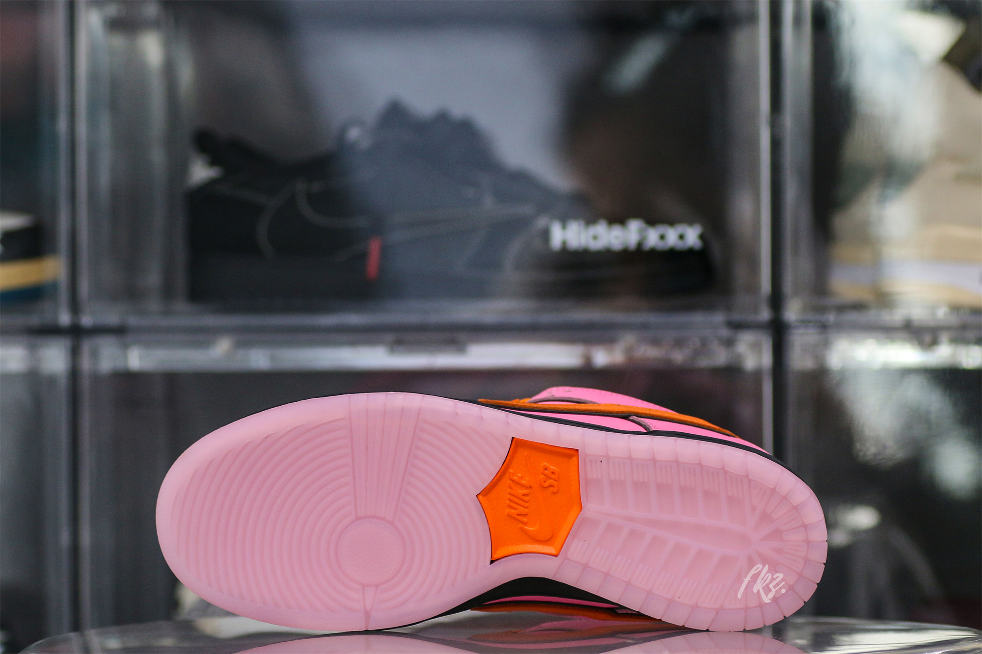 The Powerpuff Girls x Nike SB Dunk Low Blossom