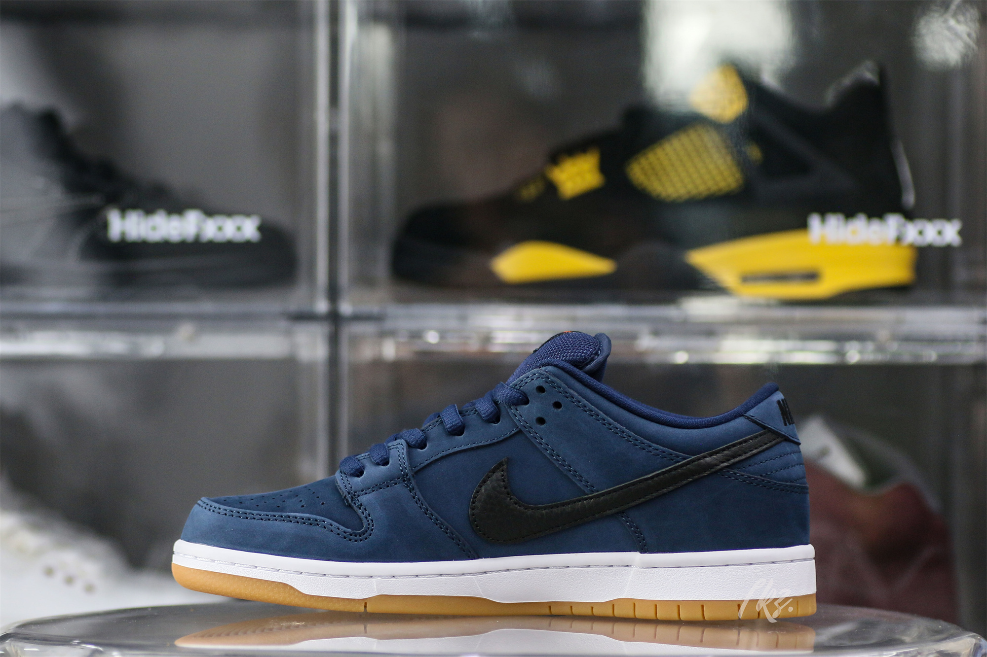 Dunk Low Pro ISO SB Navy Gum
